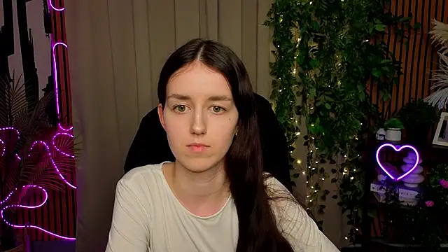 EmiliaDent: απευθείας συνομιλία ΧΧΧ