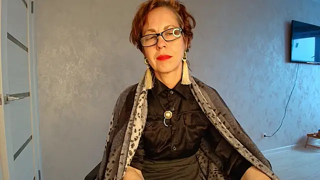 LioraWeiss' Live XXX Chat