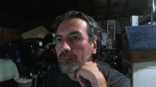 Anarchy_Burger Pertunjukan Webcam