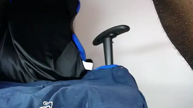 Živý XXX chat MAXJONES_2