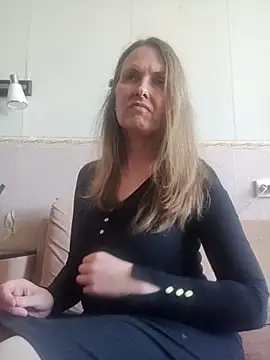 Evelina_cute live XXX chat