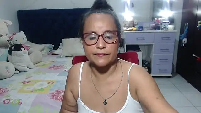 pervert_mommy_ Chat XXX in diretta