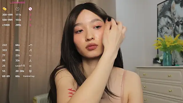 ikuyo_'s Live XXX Chat