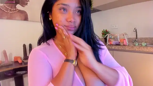 SaraApril_1 Chat XXX in diretta