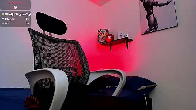 LiamReigns_ Adlı Modelin Web Kamerası Şovu