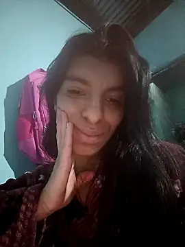 Ariell_Kieran Adlı Modelin Canlı XXX Sohbeti