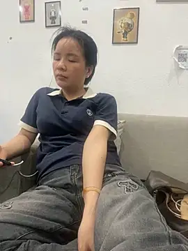 Ivy_Trix2のウェブカメラショー