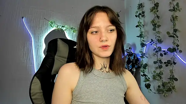 Elastikisss Adlı Modelin Canlı XXX Sohbeti