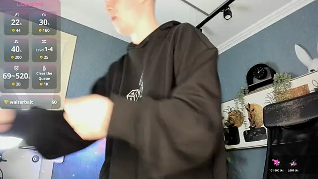 Pokazy przed kamerką – AlexxSweet