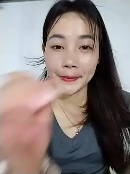 little-green-sprout's Live XXX Chat