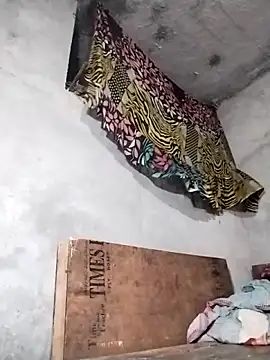 Maidangirl Adlı Modelin Canlı XXX Sohbeti