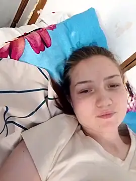 KatsuniSolis Adlı Modelin Canlı XXX Sohbeti