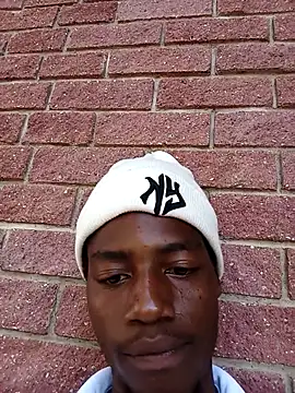 Pokazy przed kamerką – AOlinwHallu