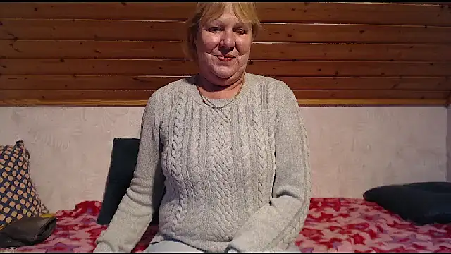 Nikole111 即時 XXX 聊天