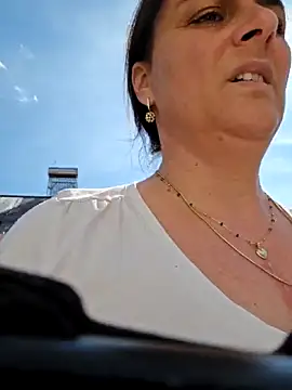 Czat XXX na żywo – IsabelleCraft