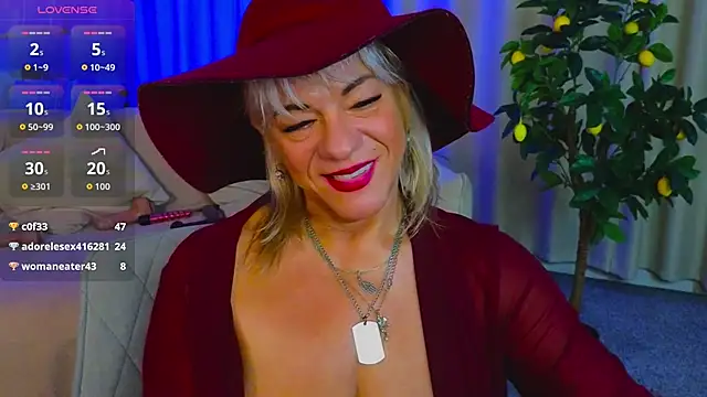 Chatroom XXX en direct de AnittaHarris_