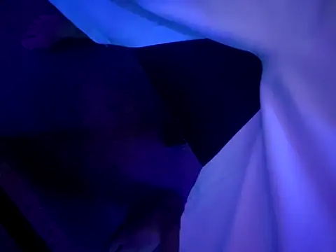 chronic_vibez's Webcam Show