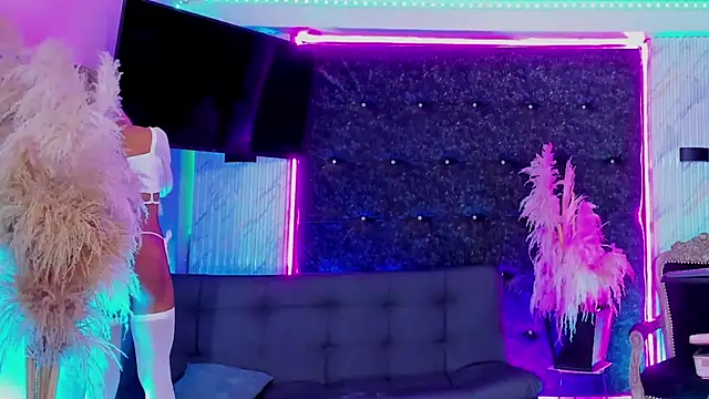 Queens_Wonders_Blondersのウェブカメラショー