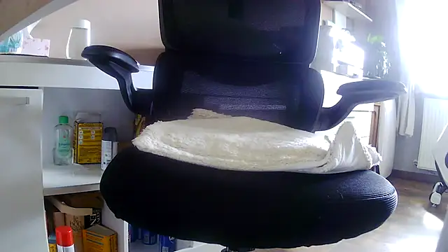 Show modela suedel65 na web-kameri