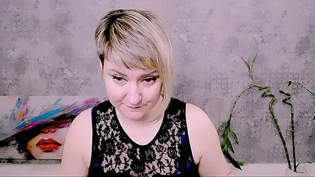 Djullia – Live XXX-chat