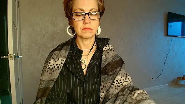 LioraWeiss – Naživo XXX chat