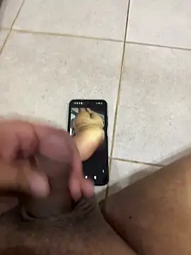 Creepyradish Webcam-Show