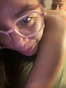 Czat XXX na żywo – Vivi_Kvsh