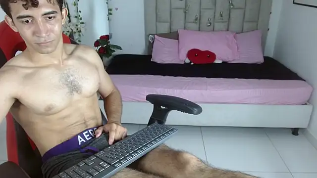 Caius_fox Webcam show
