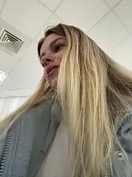 HarrietDart live XXX chat