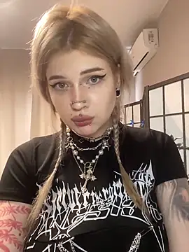 DriveThruCiri Live XXX-Chat