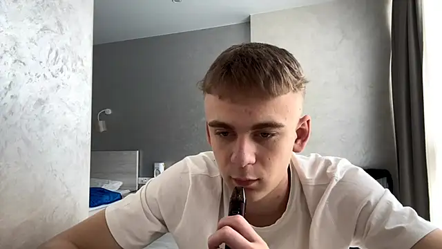 SoloFury Live XXX-Chat