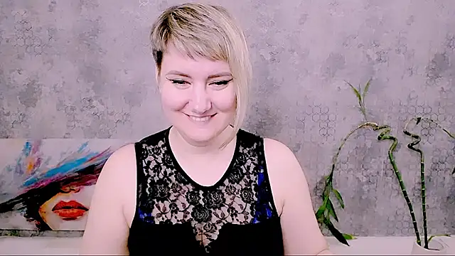 Djullia's Live XXX Chat