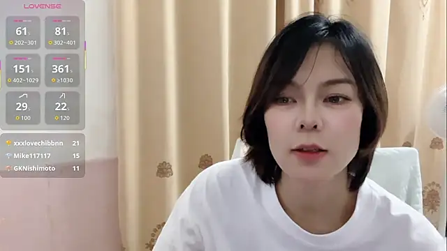 Chat XXX en directo de Linda-LL