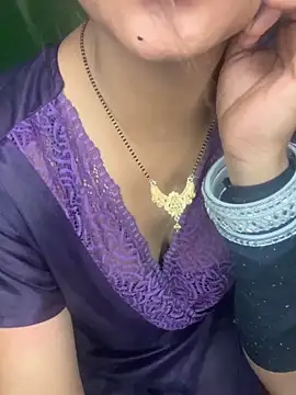 عرض كام CUTI-NAINA