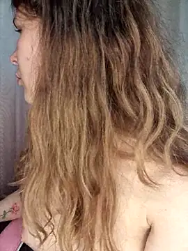 bbglossshine live XXX chat