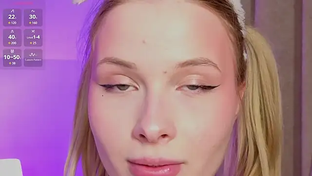 BrietdgetのライブXXXチャット