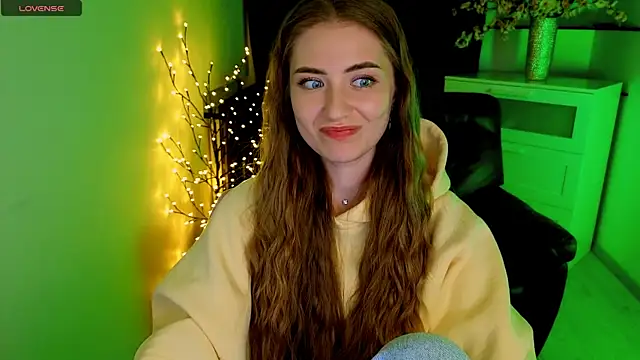 Chain_Alice live XXX chat