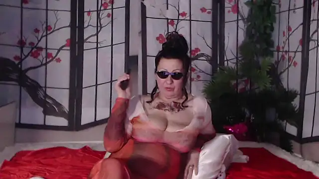 NightOrhideya live XXX chat