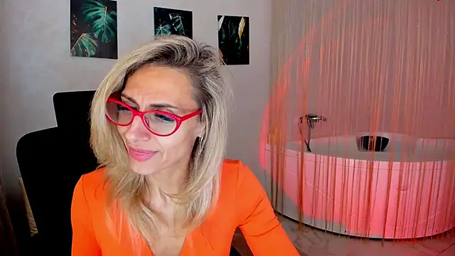 XXX chat uživo modela MuseOfStage