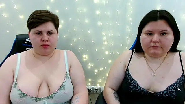 BeckyAndHellen 라이브 XXX 채팅