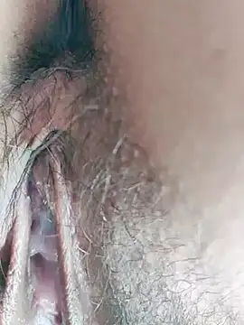 yemingKinacds' Live XXX Chat