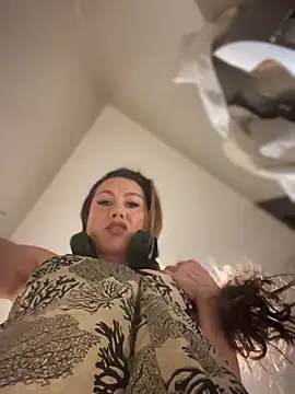 angelitasexy81 现场XXX聊天