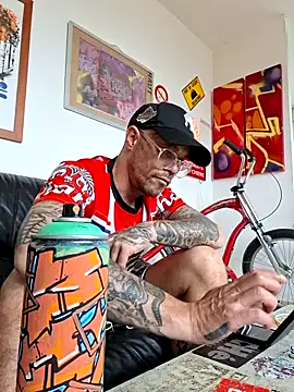 Živý XXX chat Mr_Graffitimile