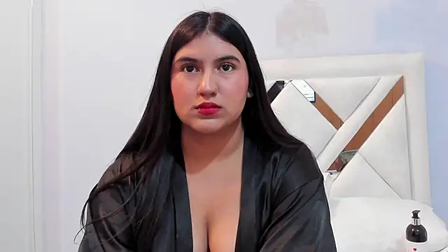 LexiiBloom: онлайн-секс-чат