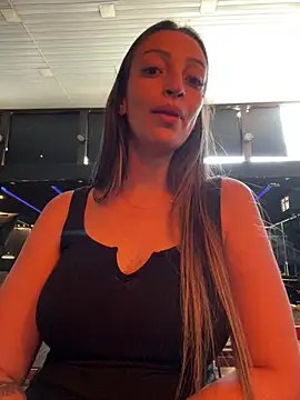 BelleLouiseVp 现场XXX聊天