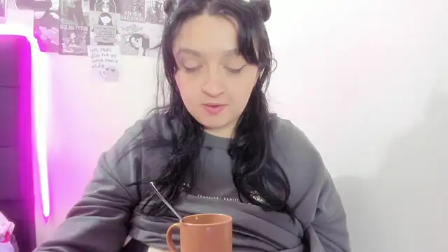 aliceayres797: απευθείας συνομιλία ΧΧΧ