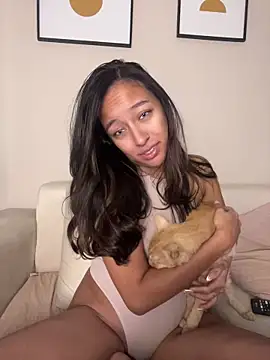 XXX chat uživo modela DianaHopson