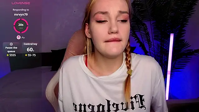 XXX chat uživo modela Ida_FaneStain