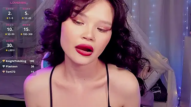 Chat XXX ao vivo de EmilyChaves