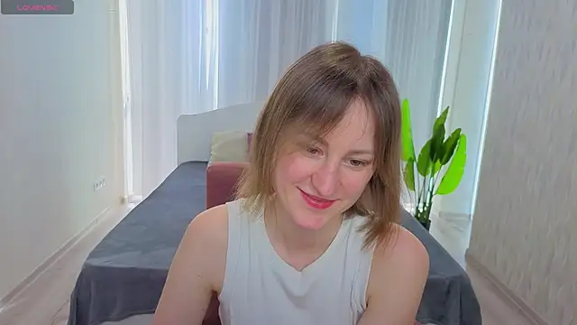 XXX chat uživo modela LuluChiiii